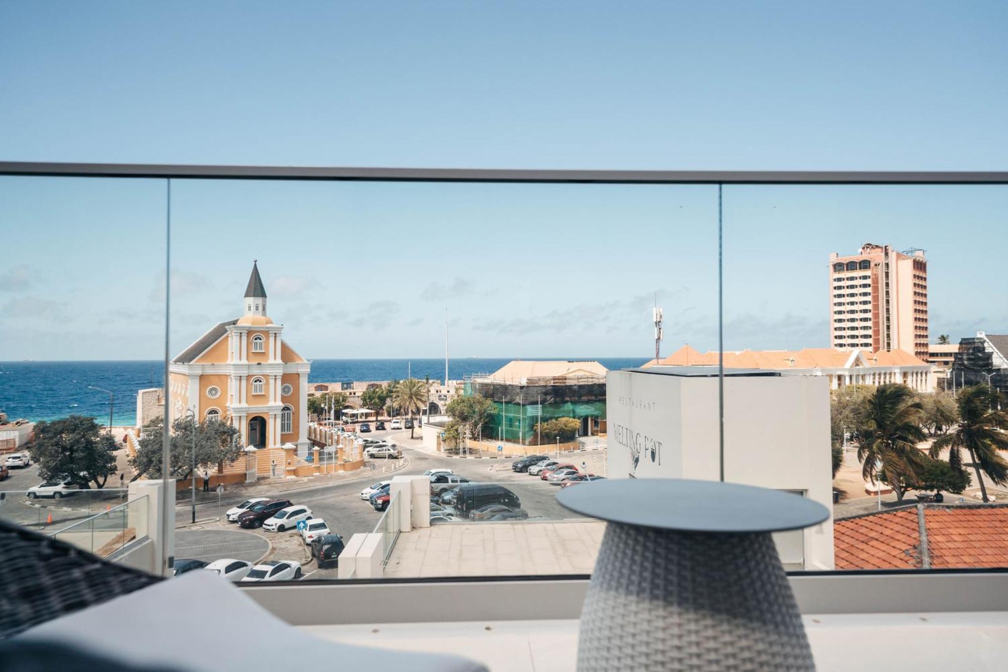 Elements Hotel & Shops Curacao Вилемстад Екстериор снимка