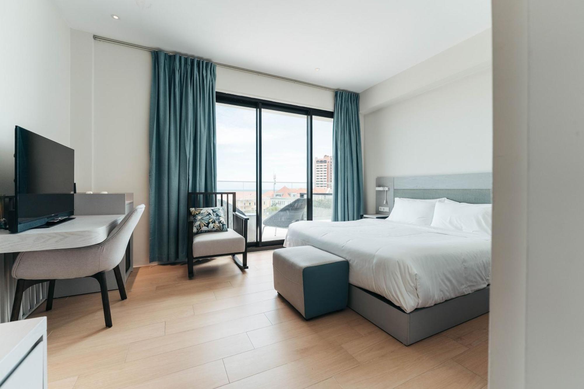 Elements Hotel & Shops Curacao Вилемстад Екстериор снимка