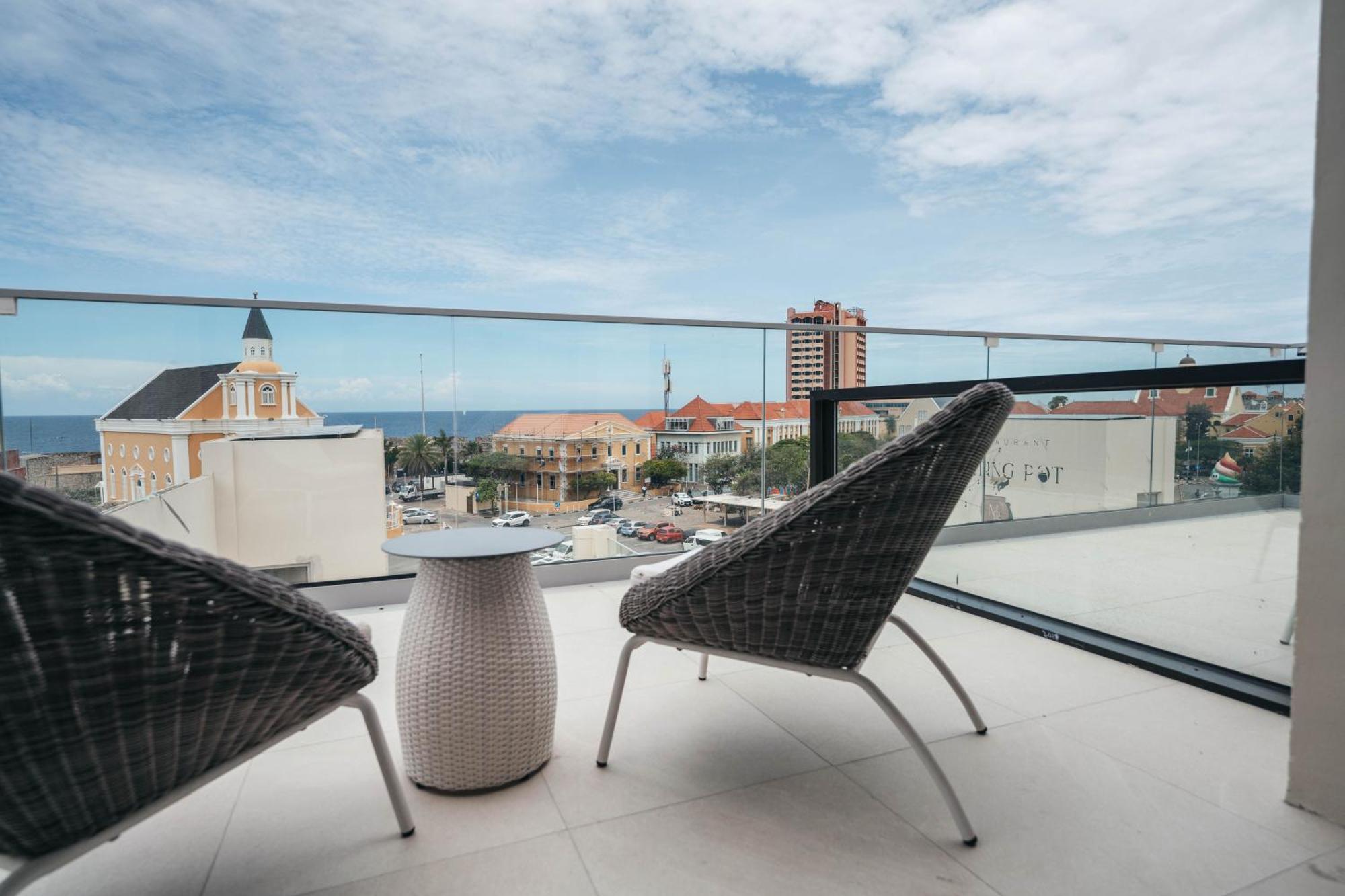 Elements Hotel & Shops Curacao Вилемстад Екстериор снимка
