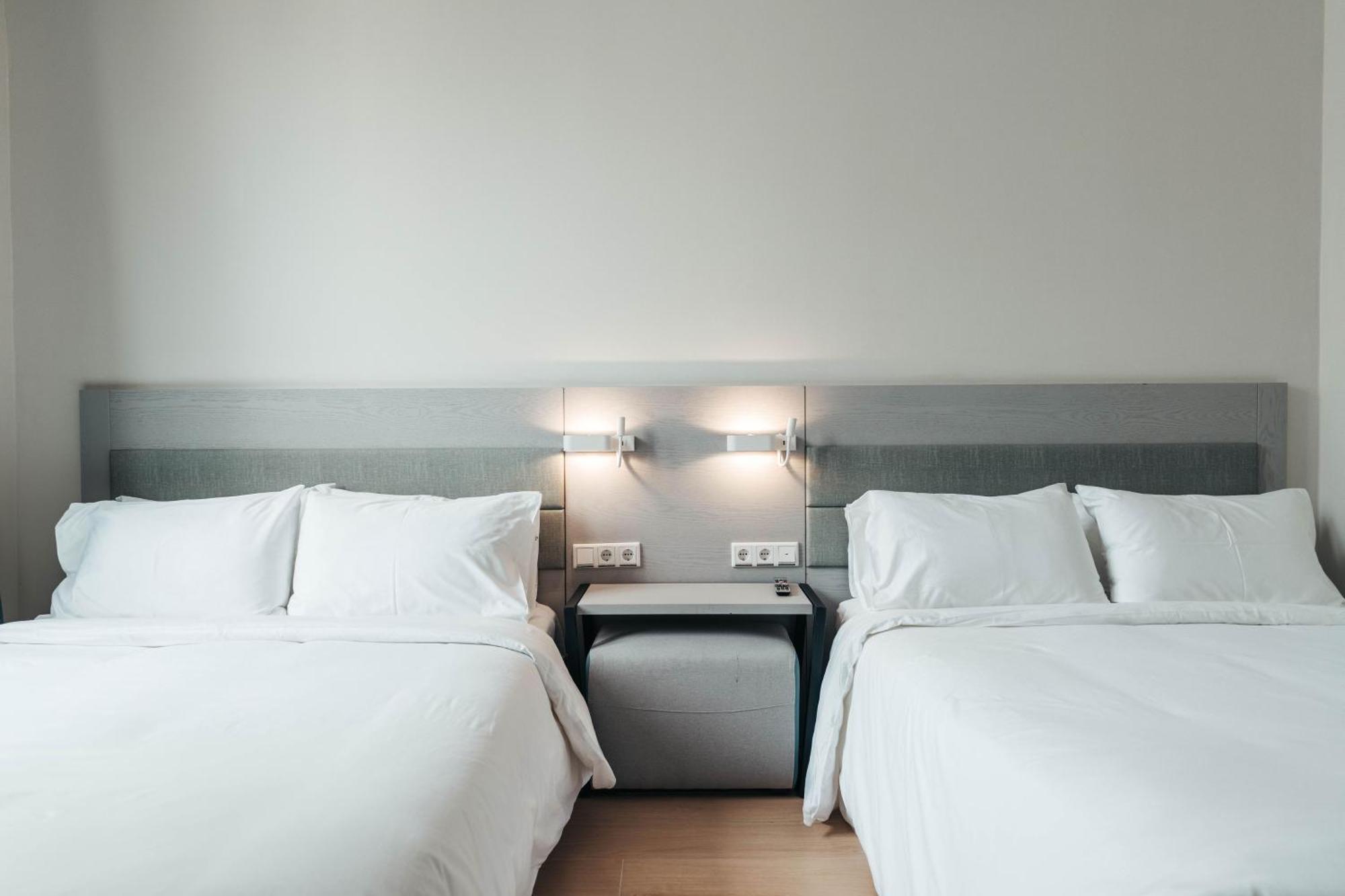 Elements Hotel & Shops Curacao Вилемстад Екстериор снимка
