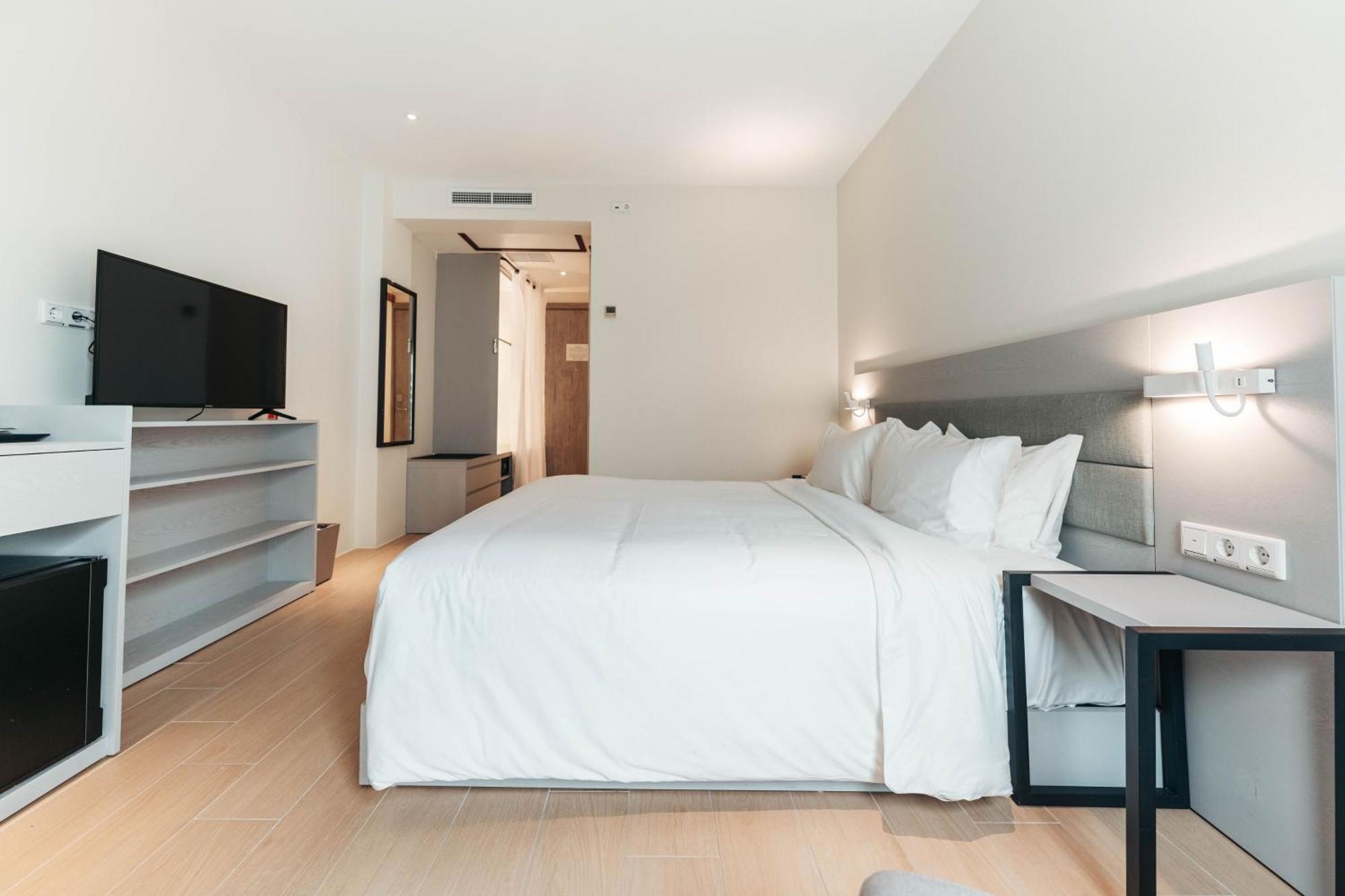 Elements Hotel & Shops Curacao Вилемстад Екстериор снимка