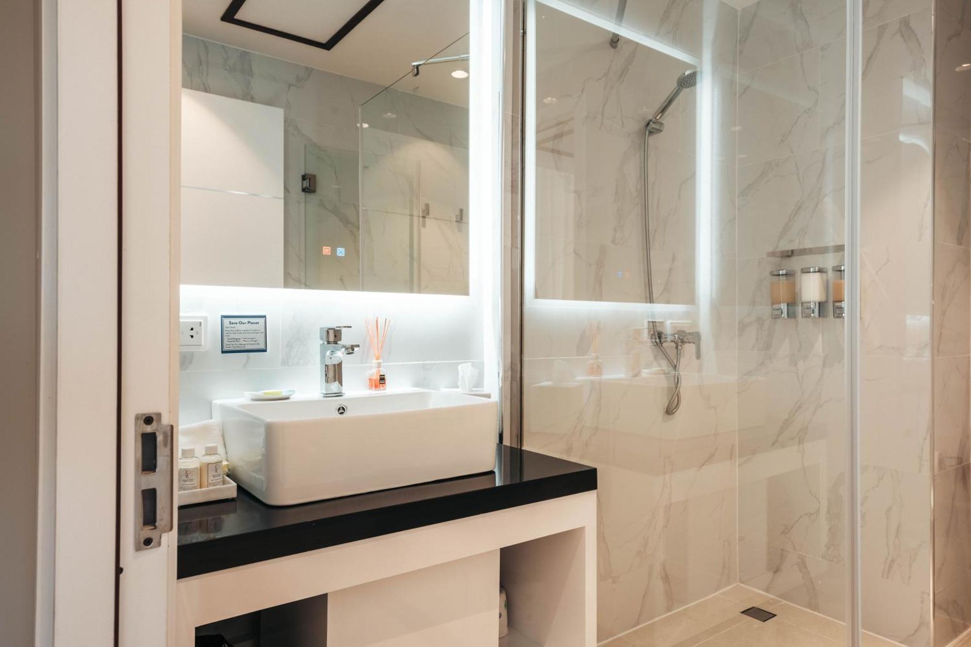Elements Hotel & Shops Curacao Вилемстад Екстериор снимка
